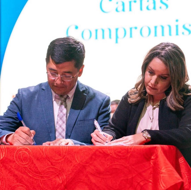 Riobamba prioriza la salud infantil con la entrega de nueva ambulancia pediátrica